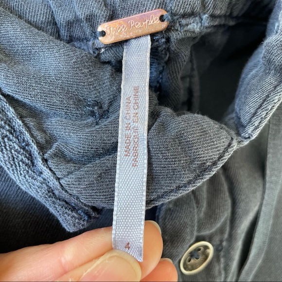 Free People Navy Shorts, size 4 - Picture 2 of 9